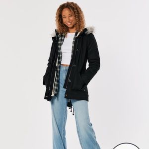 Hollister Faux Fur-Lined Parka Size M NWOT Black Winter Coat FREE SHIPPING